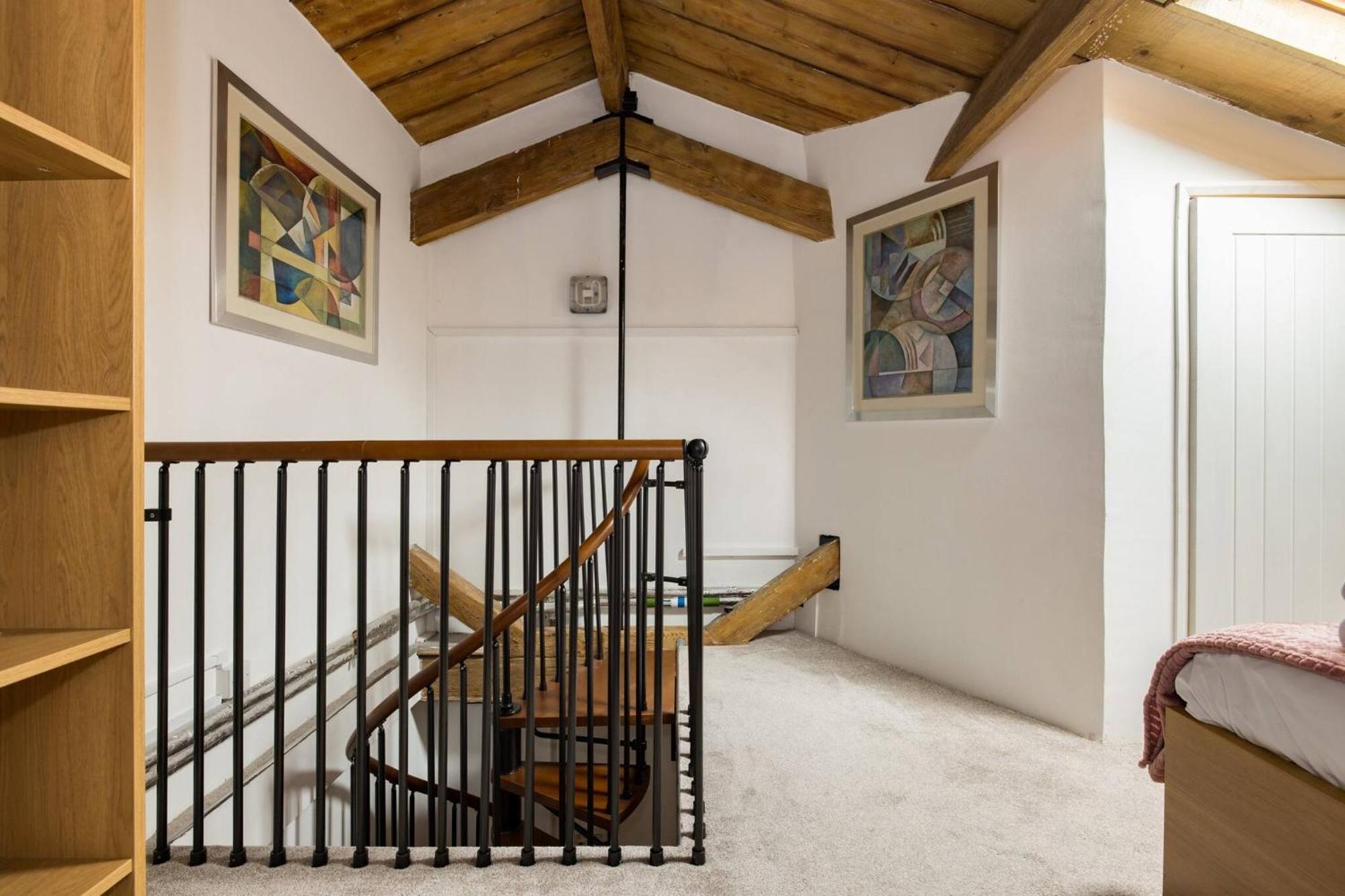 Wild Roses Serviced Apartments - Excel Warehouse 2 ロンドン エクステリア 写真