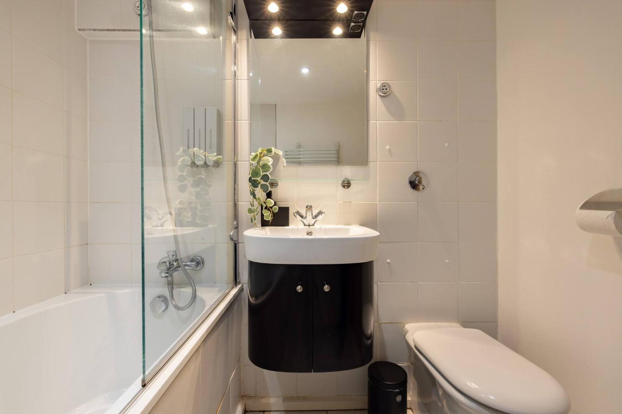 Wild Roses Serviced Apartments - Excel Warehouse 2 ロンドン エクステリア 写真