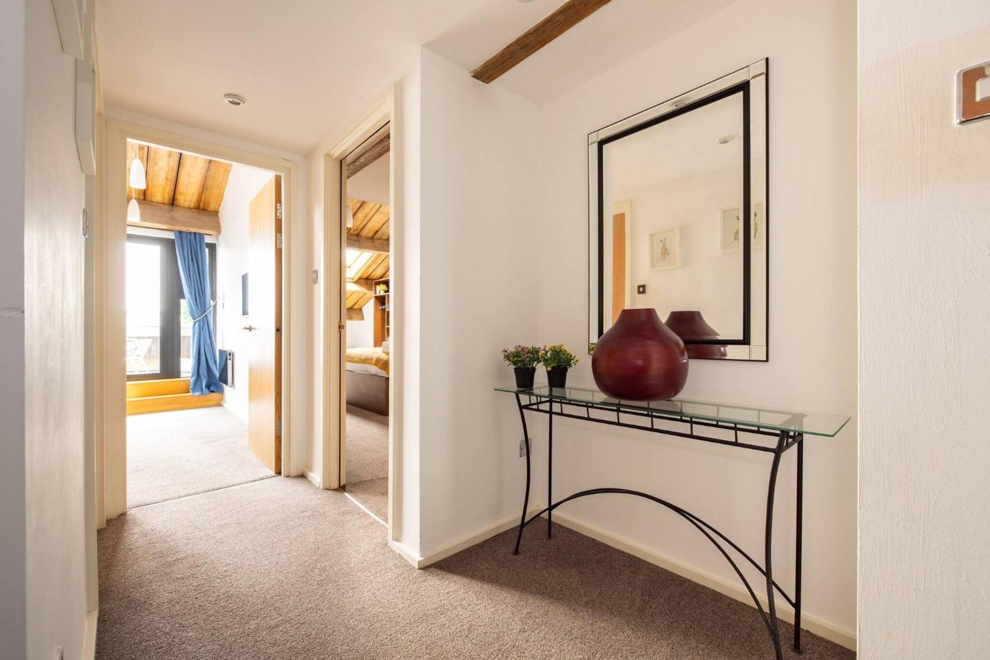 Wild Roses Serviced Apartments - Excel Warehouse 2 ロンドン エクステリア 写真