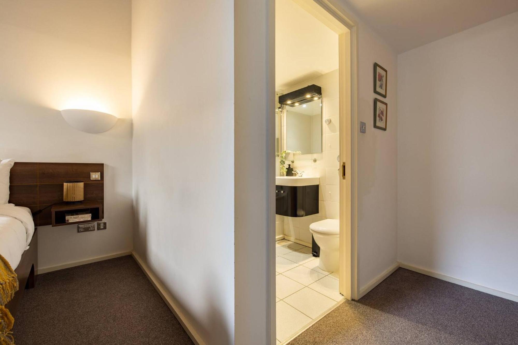 Wild Roses Serviced Apartments - Excel Warehouse 2 ロンドン エクステリア 写真
