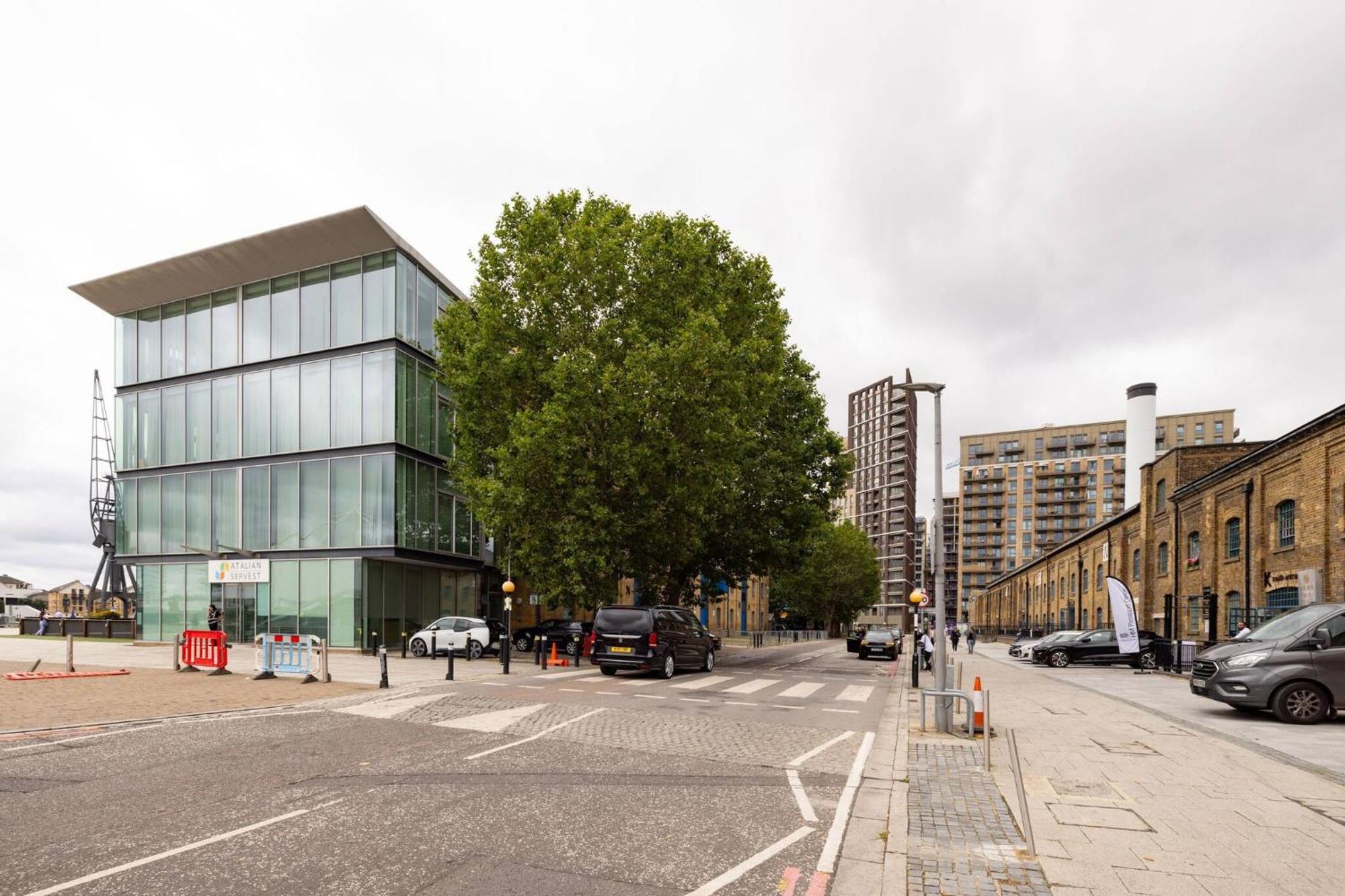 Wild Roses Serviced Apartments - Excel Warehouse 2 ロンドン エクステリア 写真